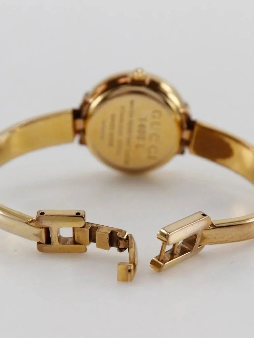 GUCCI Watches 1400L White shellDial Plated Gold/Stainless Steel Quartz Ana... - Picture 6 of 16